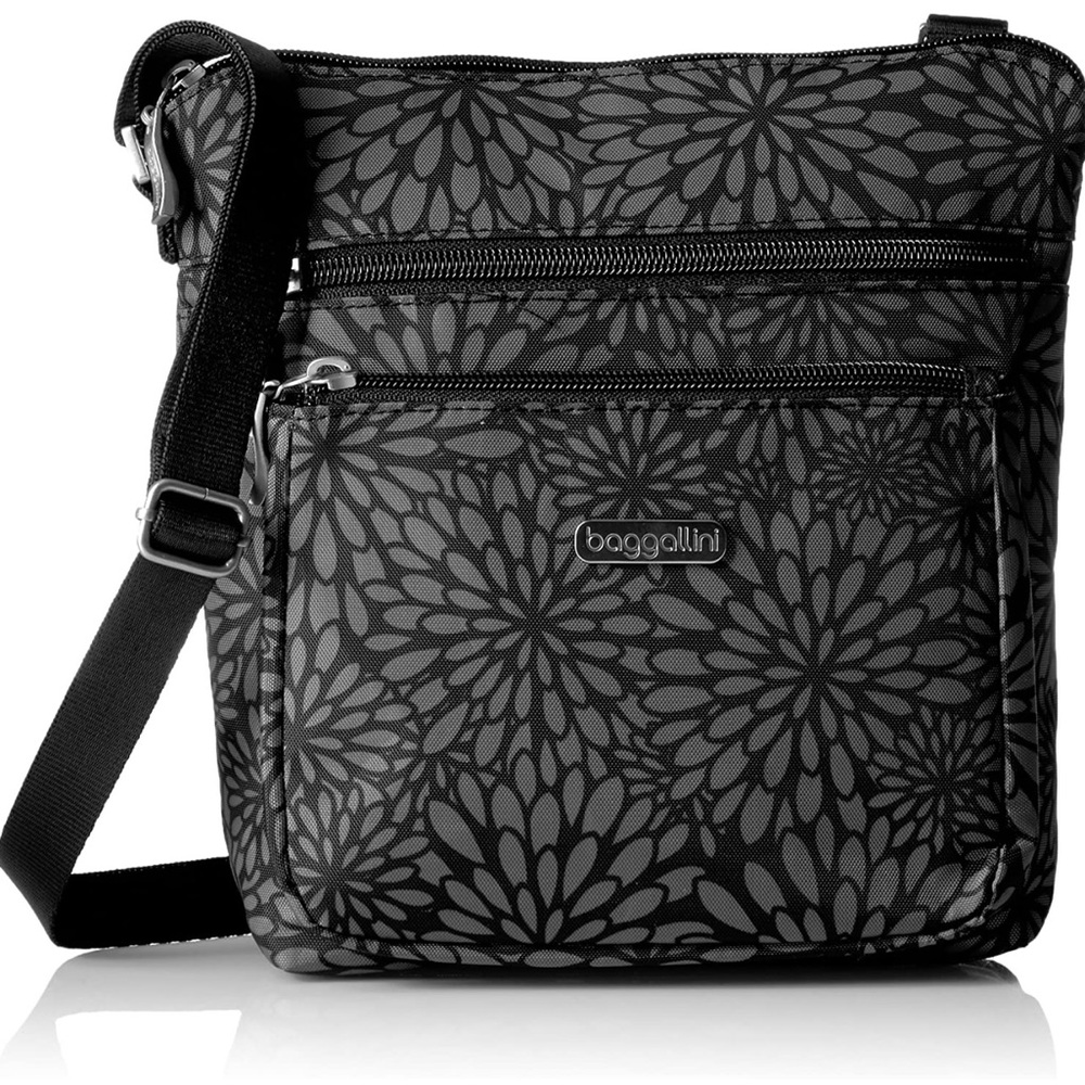 Baggallini Pocket Town Crossbody Bag